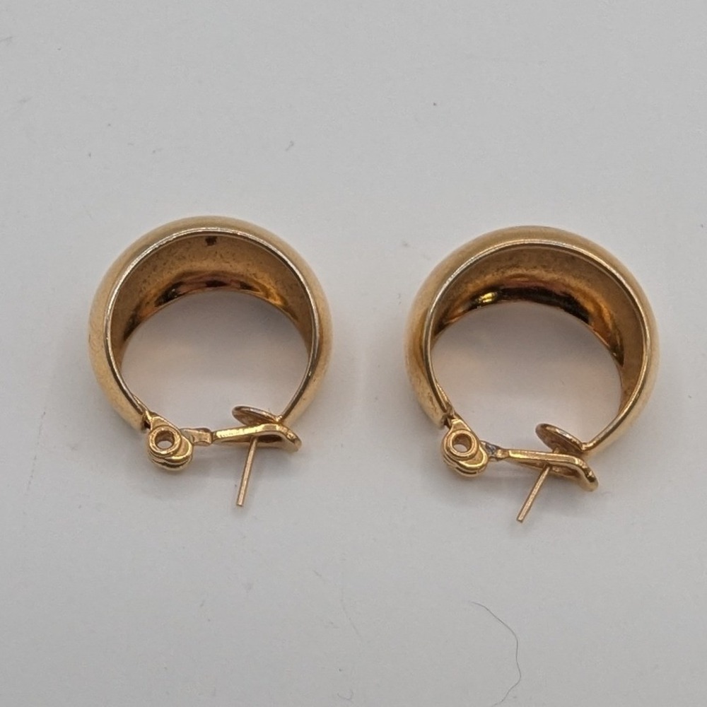 Monet Vintage Gold Tone Chunky Dome Hoop Earrings Pat 240.752 Polished C-Hoops - Picture 2 of 4